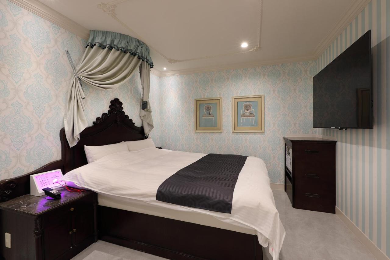 ホテルバースデー岐阜西店 Hotel Birthday Gifuwest (Adults Only) 外观 照片