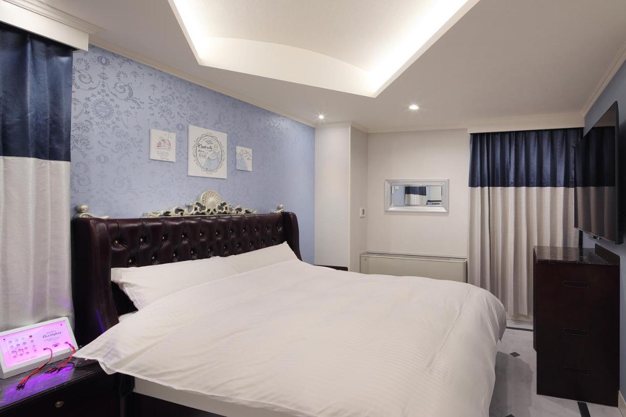 ホテルバースデー岐阜西店 Hotel Birthday Gifuwest (Adults Only) 外观 照片